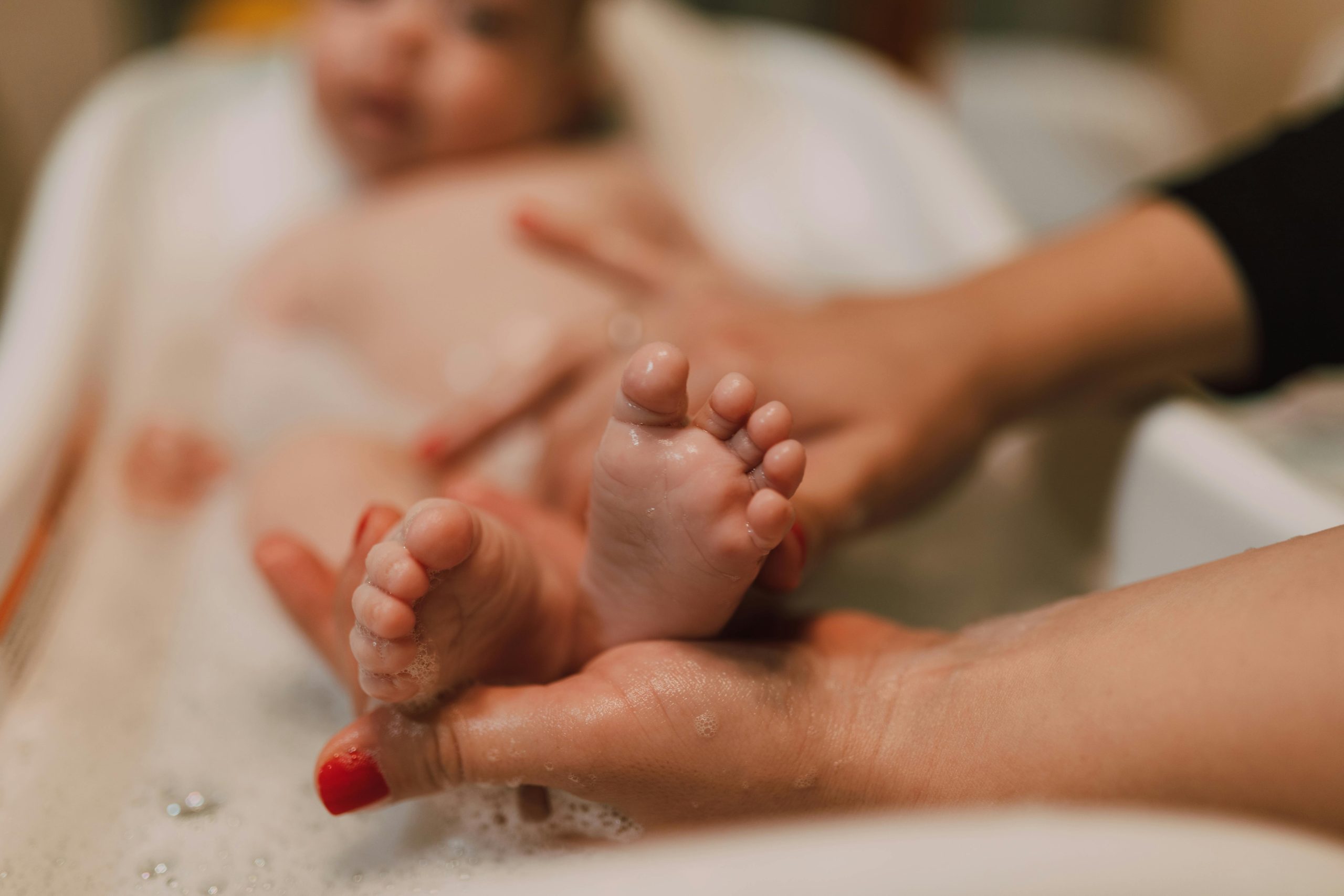 Ultimate Guide to Bathing Newborns